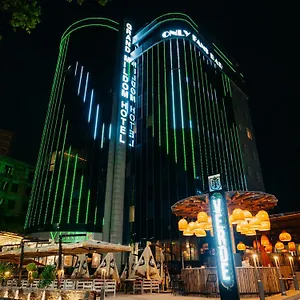 Hotel Grand Mildom