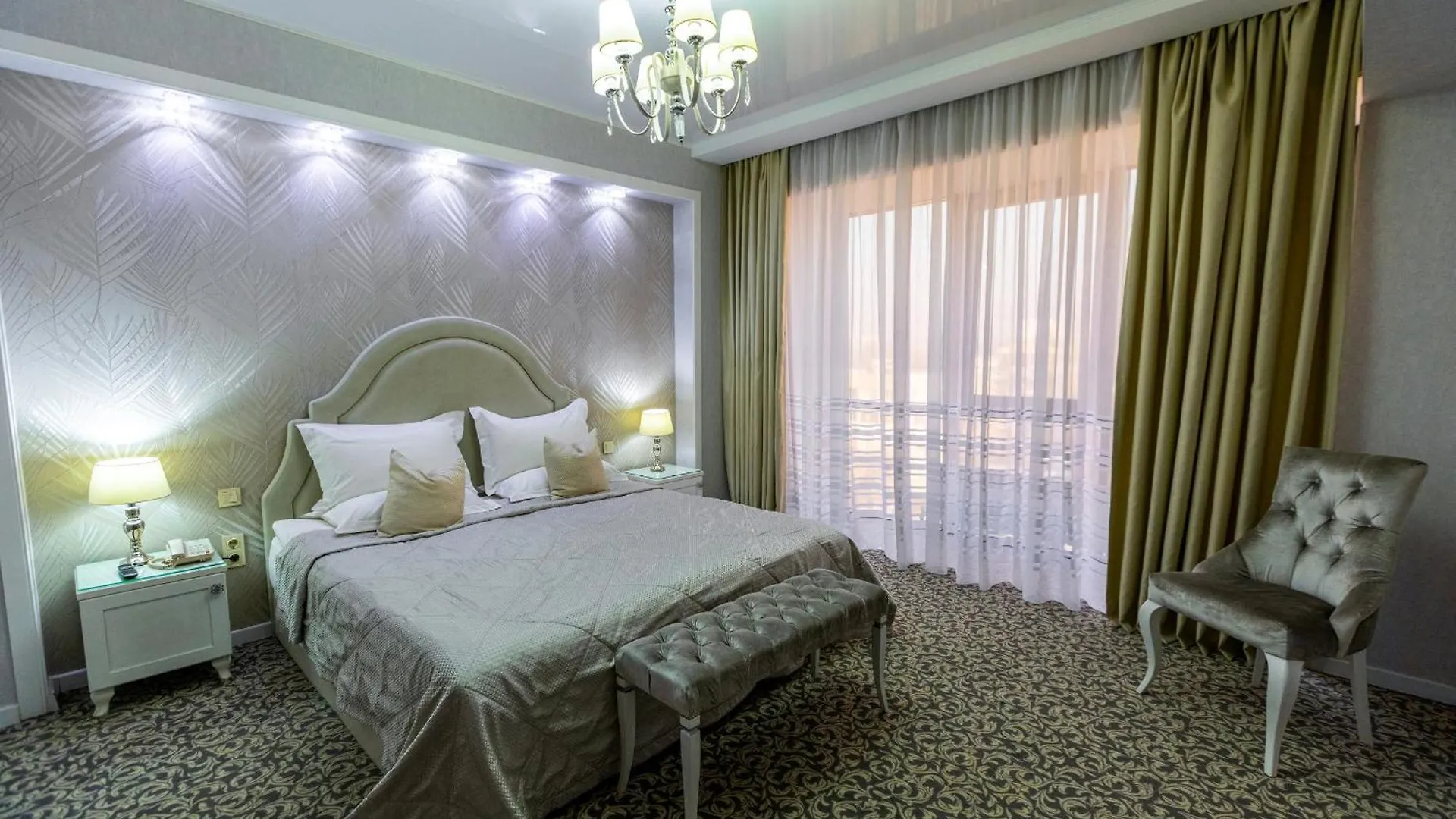 Plaza Hotel Ałma Ata